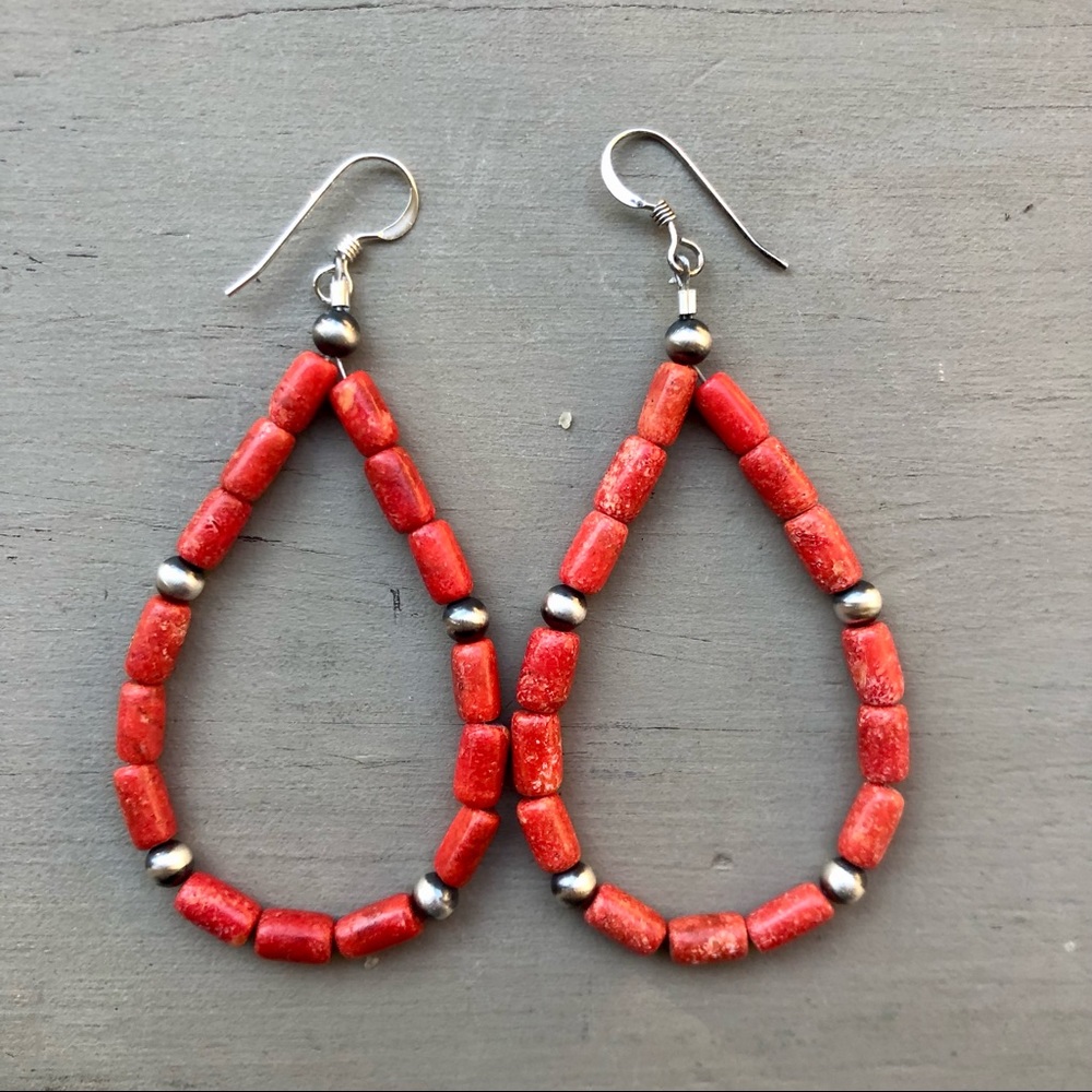Red Spiny Oyster Loop Earrings